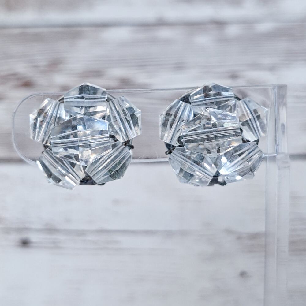 Vintage Clip On Earrings Clear 7/8"